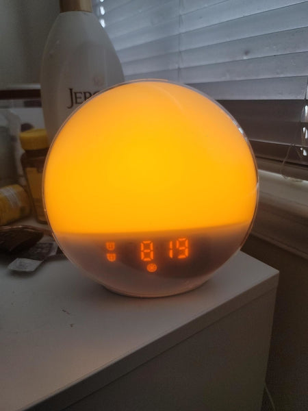 Despertador con simulación de amanecer